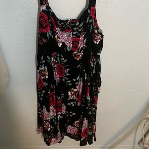 Plus size black and red floral dress torrid size 2